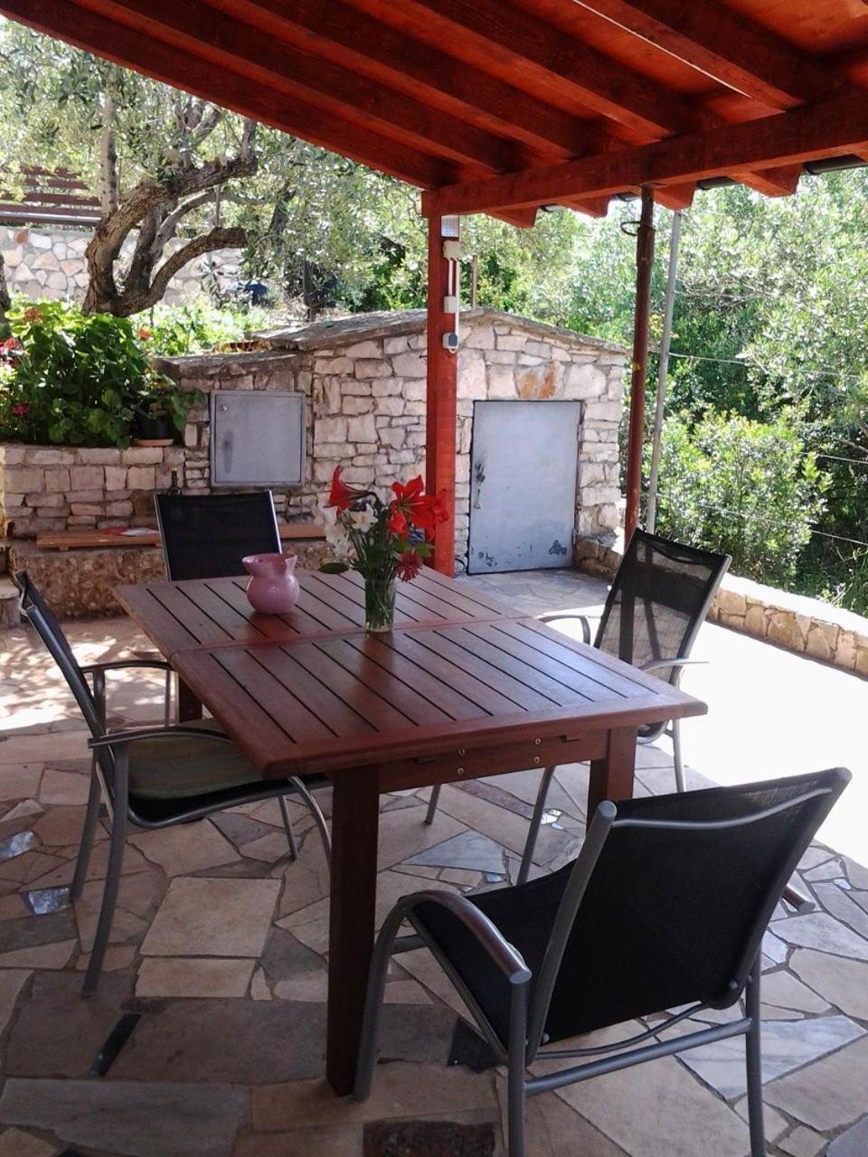 Apartments Janja - Terrace Sea View Necujam Exterior photo
